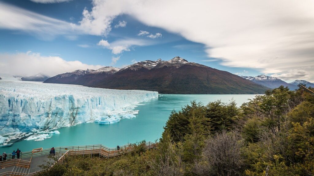 perito moreno glacier tour