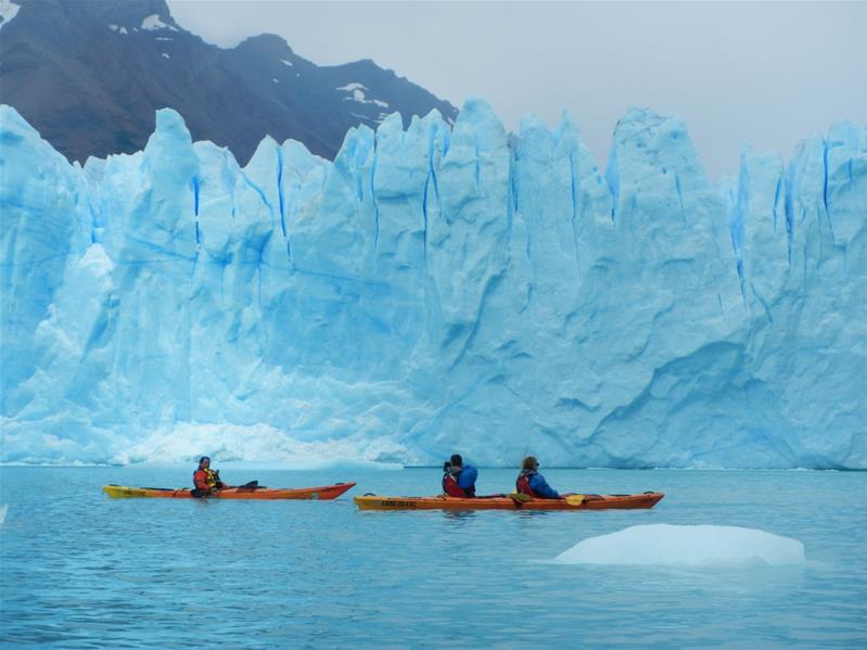 perito moreno kayak