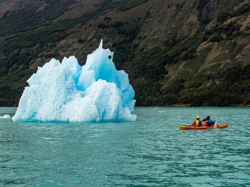 perito moreno kayak