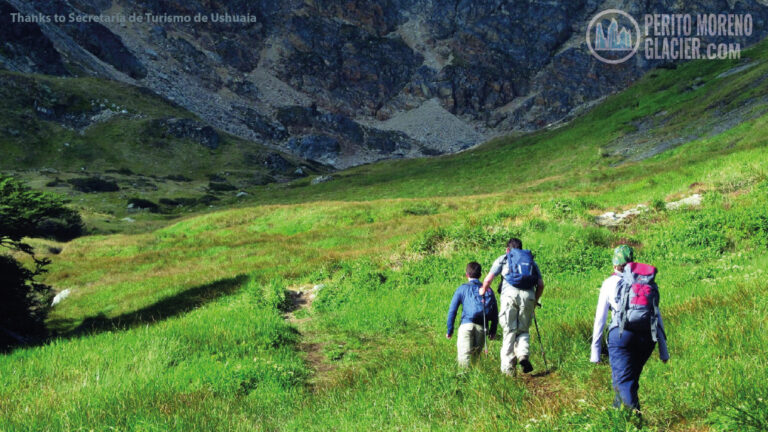 Trekking to Turquesa Lagoon and Carbajal Mount from Ushuaia