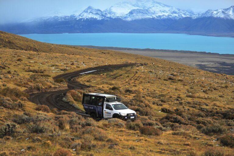 4×4 Adventure in Patagonia: Cerro Frías Exploration