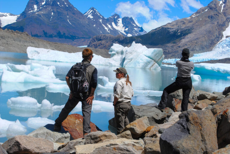 Glaciar Sur Aventura Full Day Trekking Experience